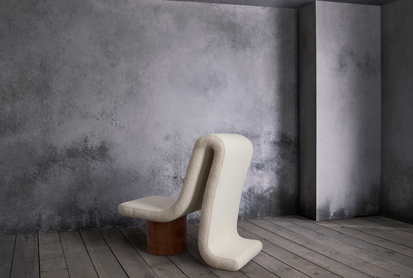 SLUMP CHAIR par Anna Karlin