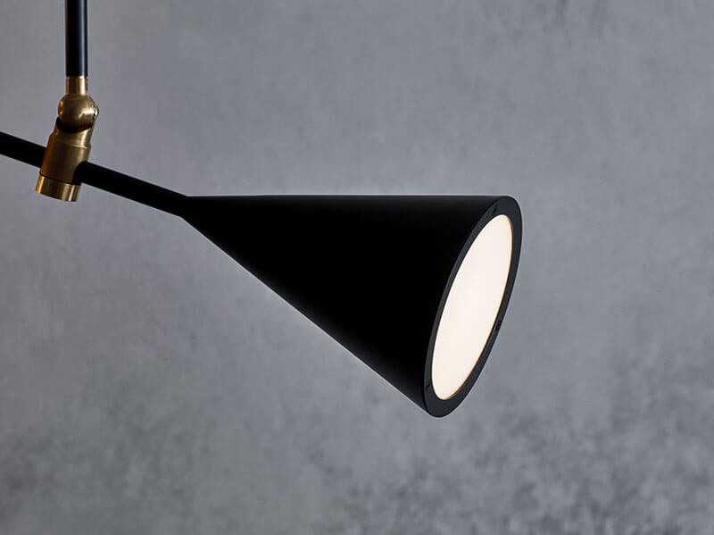 SPEAR PENDANT LIGHT SMALL par Anna Karlin