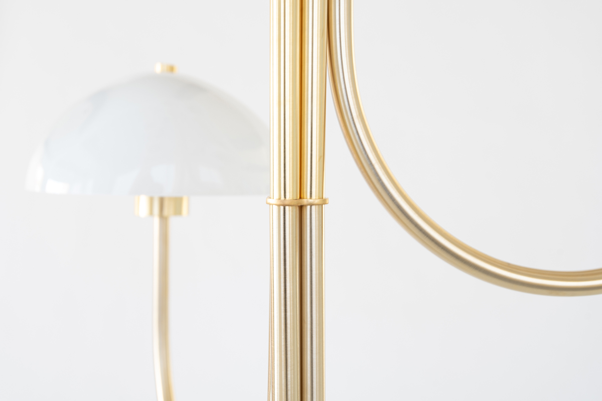 WILLA CHANDELIER - 10 LIGHT VERTICAL par Ben & Aja Blanc