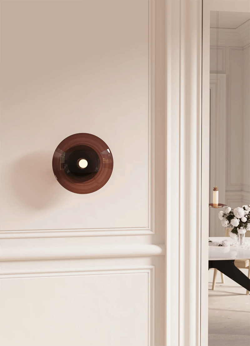 LUNA A ROUND SCONCE par Gabriel Scott