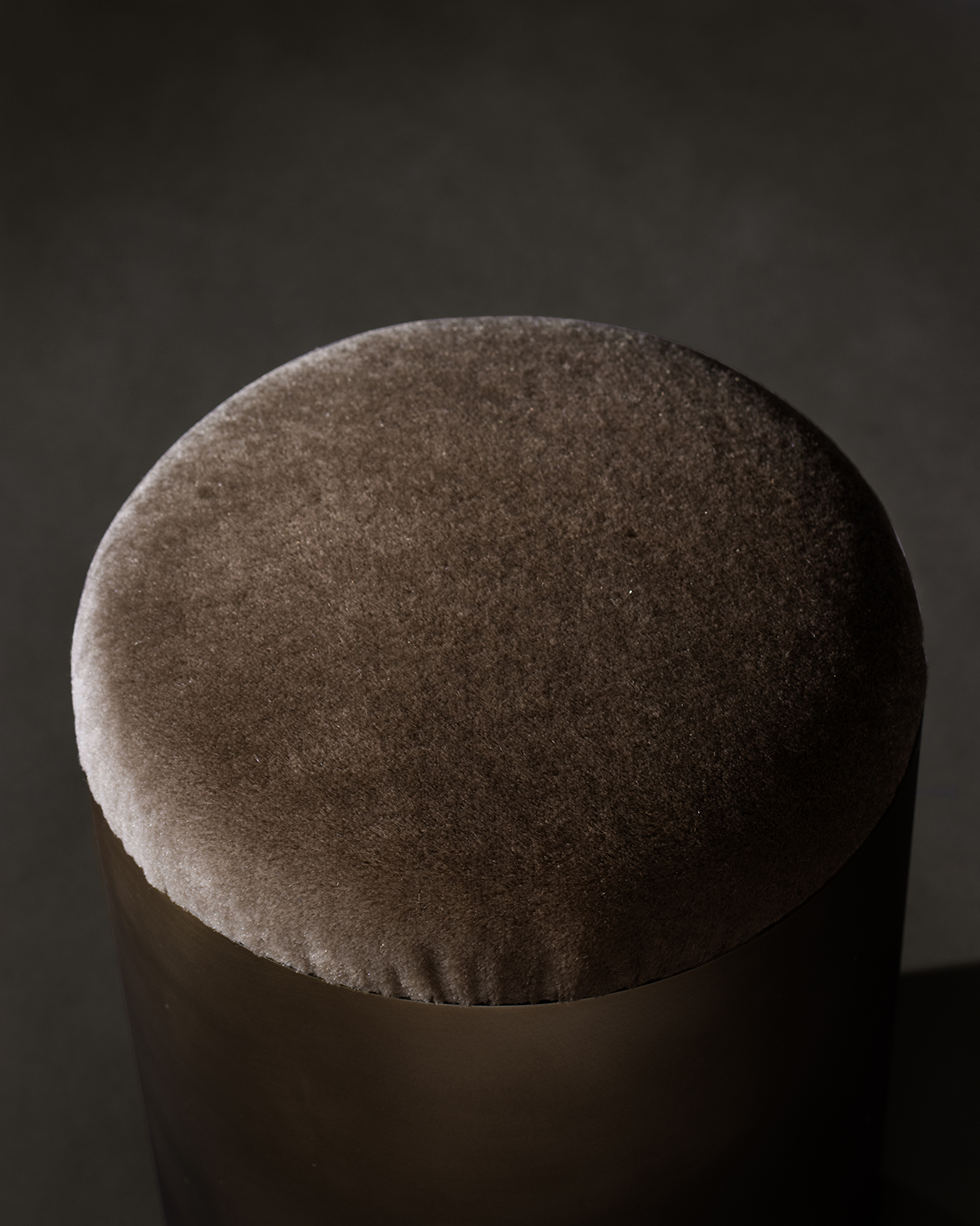 MONOLITH STOOL par John pomp