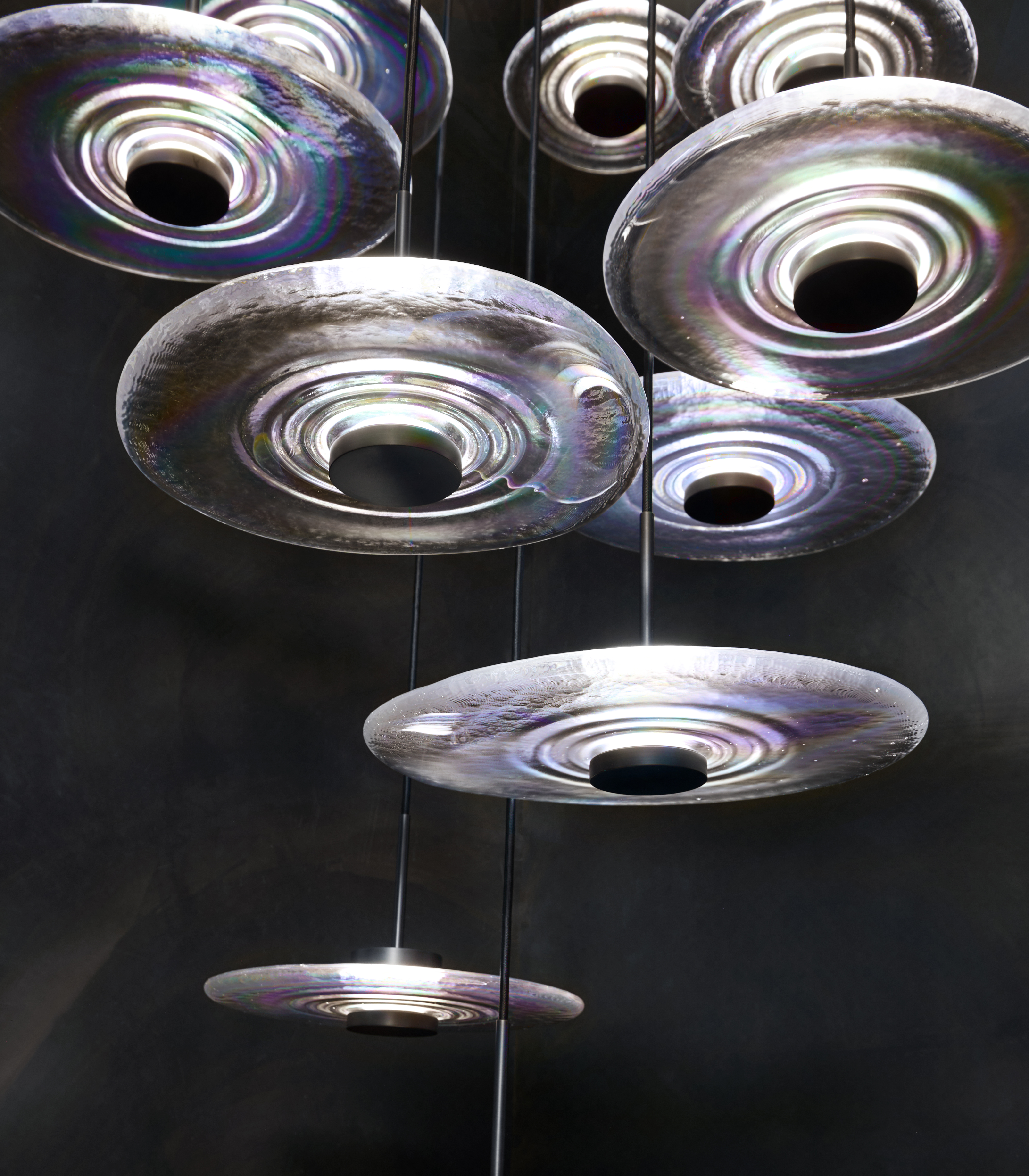 RADIANT PENDANTS par John pomp