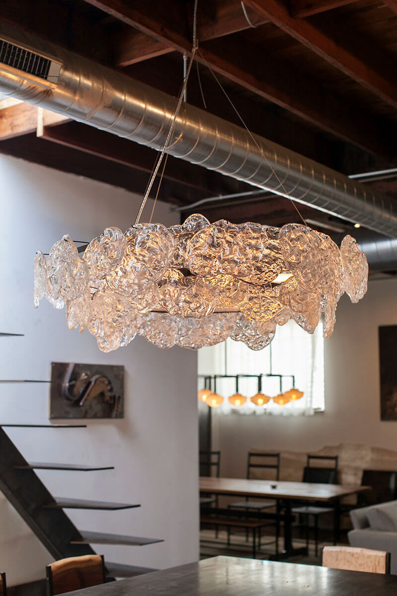 ROCK EDGE CHANDELIER par John pomp