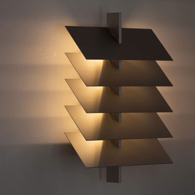 BE PATIENT WALL LAMP par Pelle