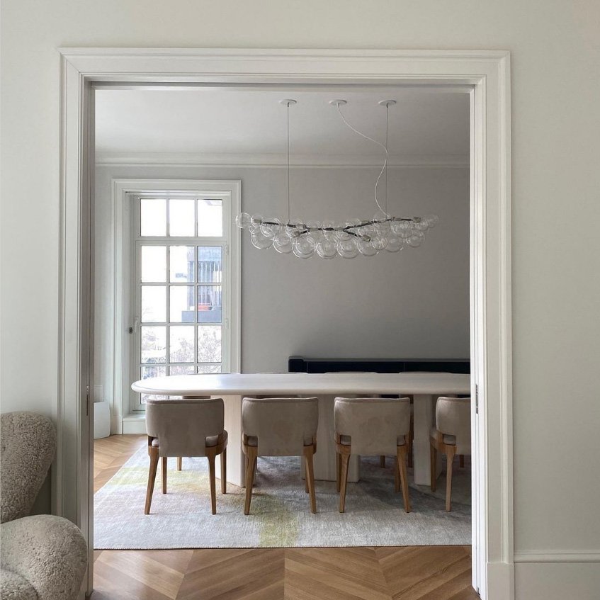 LONG BUBBLE CHANDELIER par Pelle