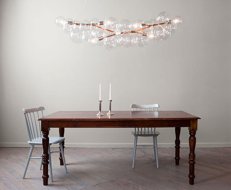 LONG BUBBLE CHANDELIER par Pelle