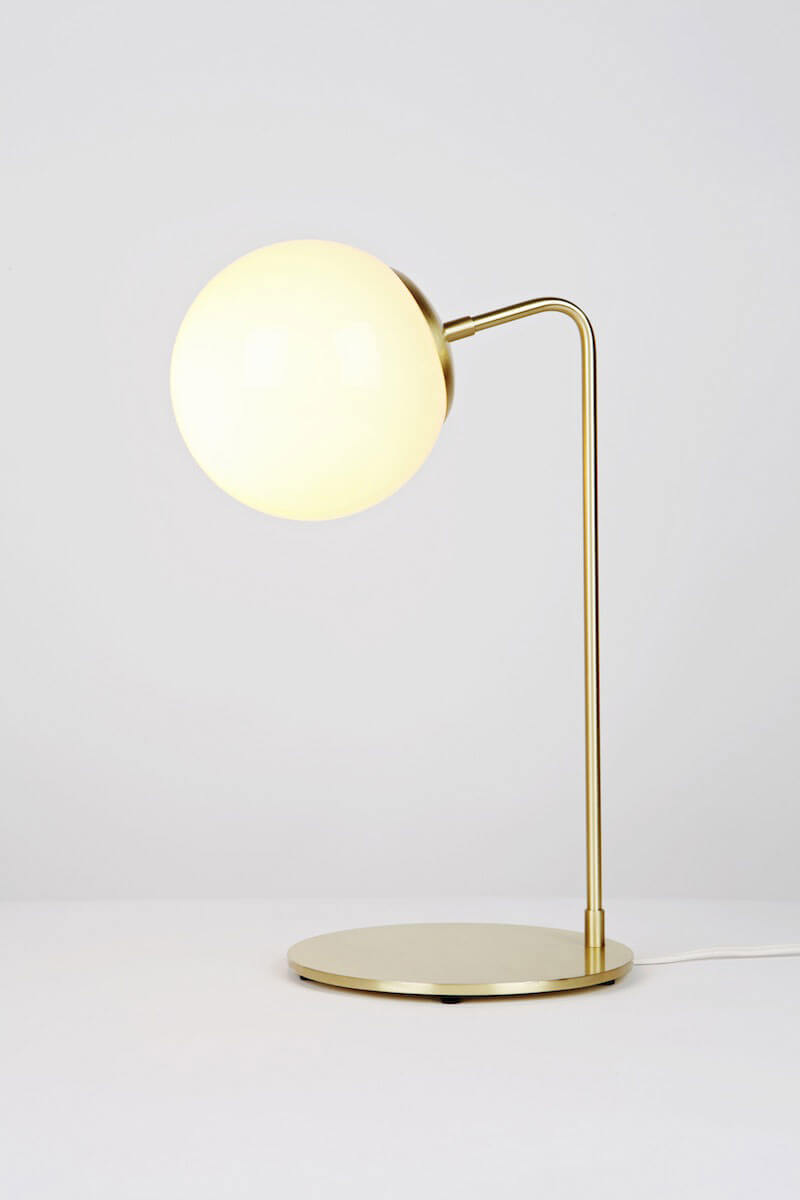 MODO DESK LAMP par Roll & Hill