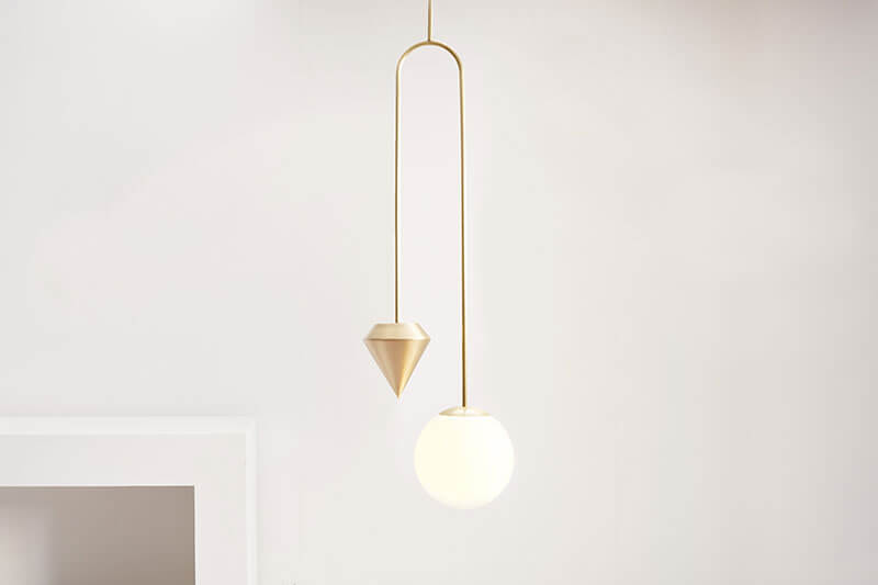 PLUMB PENDANT LIGHT SHORT par Anna Karlin