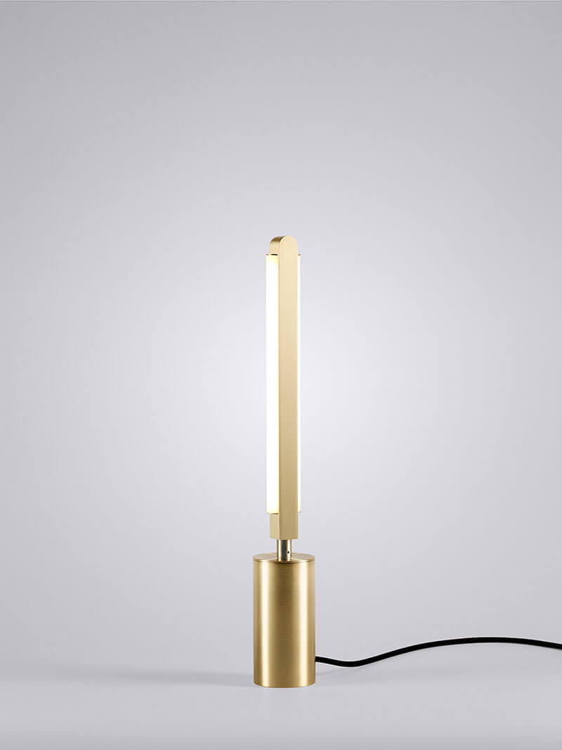 PRIS TABLE LAMP par Pelle