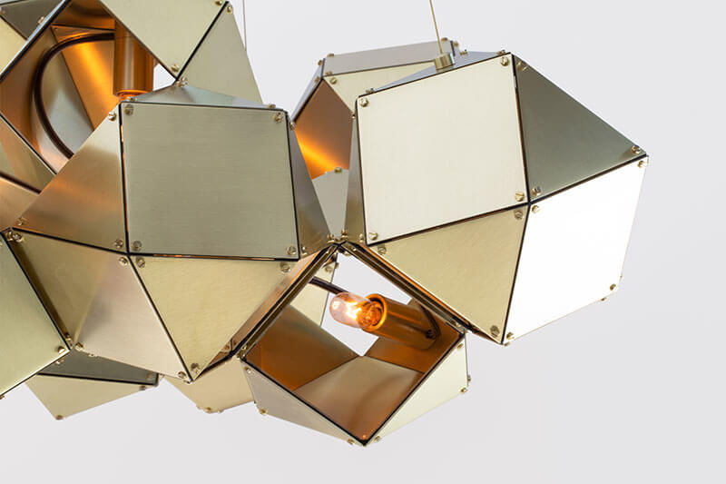 WELLES STEEL CENTRAL CHANDELIER par Gabriel Scott