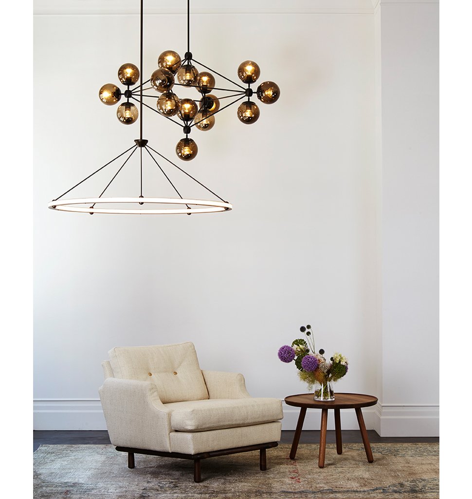 HALO CIRCLE PENDANT par Roll & Hill