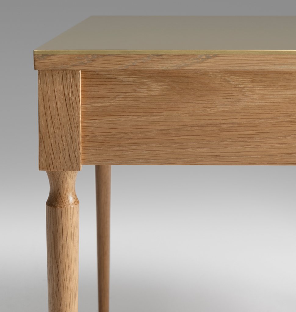 THE CAIN SIDE TABLE par Roll & Hill