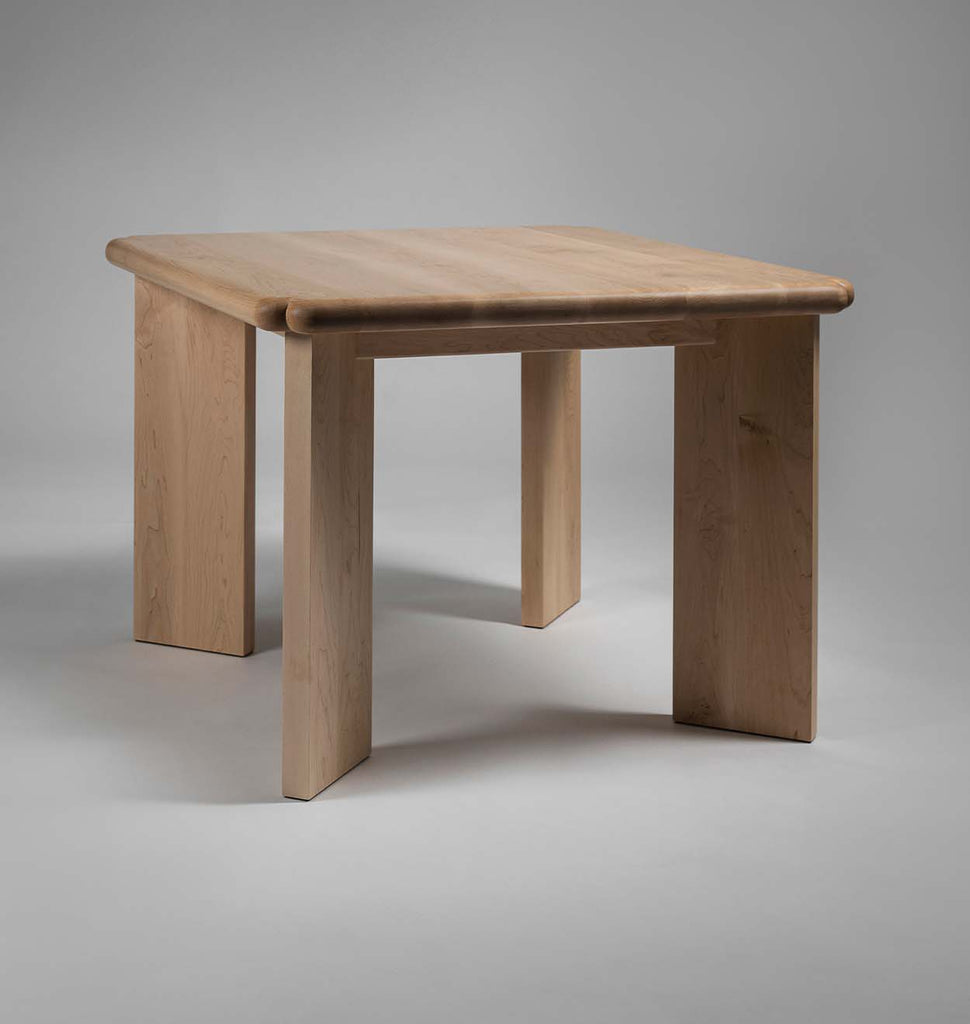 MONROE DINING TABLE par Roll & Hill