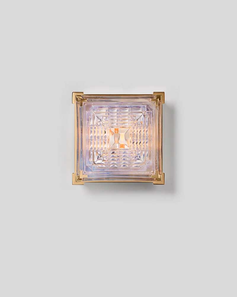 JEWEL BLOCK WALLMOUNT 01 par Rosie Li